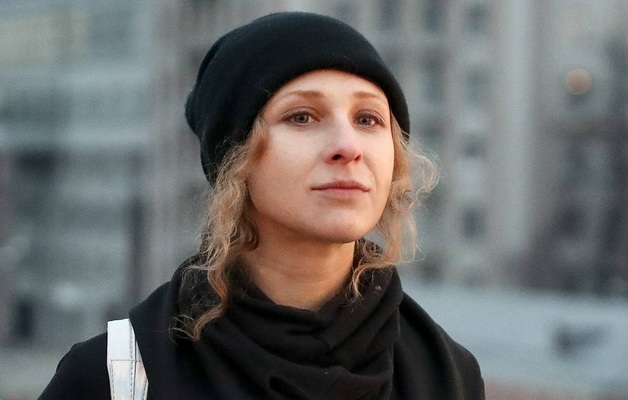 В Москве две участницы Pussy Riot сбили полицейского при задержании