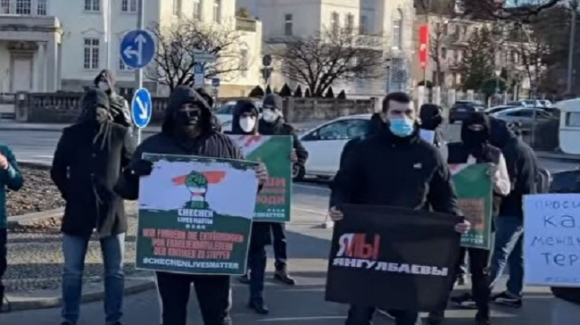 Беженцы из Чечни провели в Мюнхене и Стокгольме митинги против «режима Кадырова»