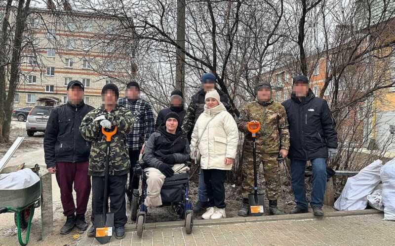 Пациентов психоневрологического интерната заставляют бесплатно делать ремонт в жилище военнослужащего