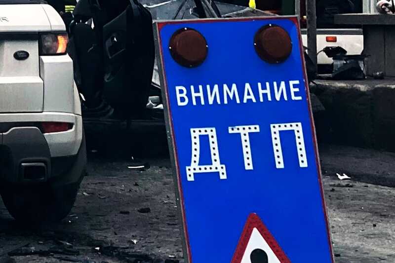 В Казахстане произошла авария с участием автобуса, в котором находились юные футболисты