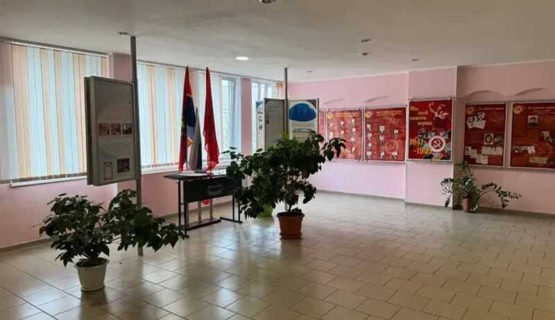 В Красноярске подросток внезапно умер во время перемены