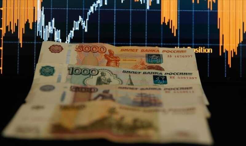 Дефицит бюджета России в 2025 году увеличится до 3,3 триллиона рублей