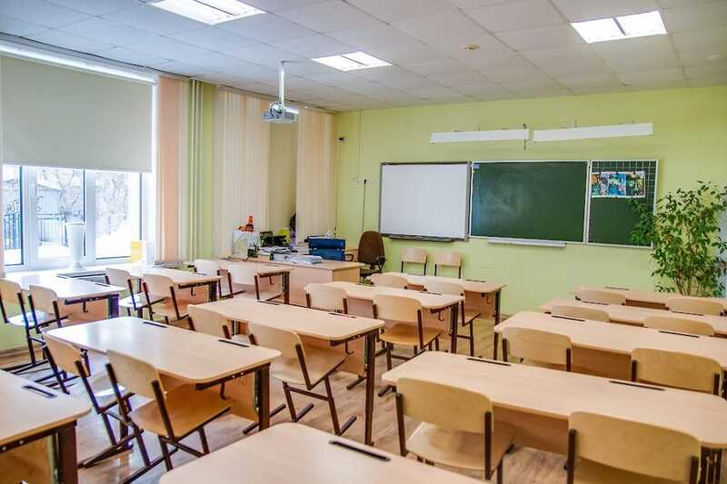 В Братске учительница заставила ученицу встать на колени и извиняться из-за жалобы на преподавателя