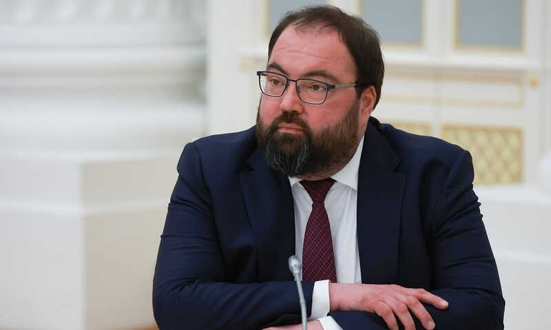 IT-сообщество критикует Максута Шадаева за введение «платы за воздух» в государственных услугах
