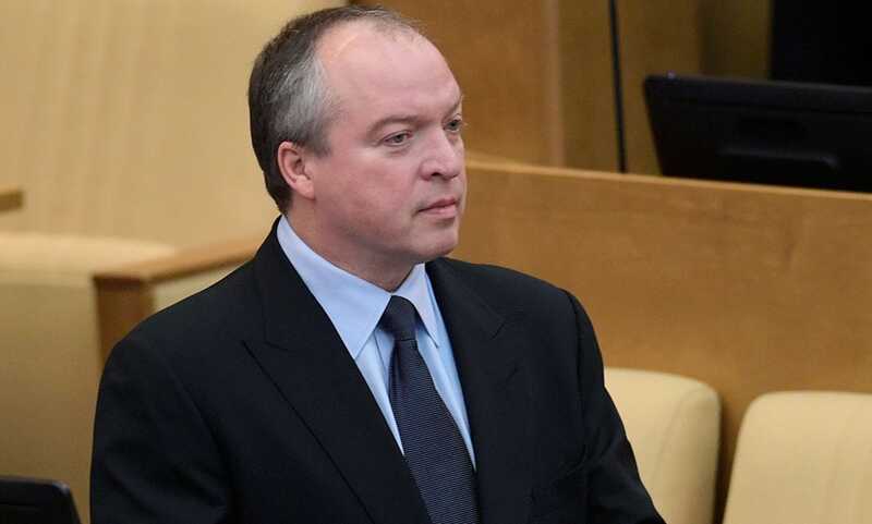 Алишер Усманов и Андрей Скоч выступают в роли "потерпевших" в деле против обманутых акционеров