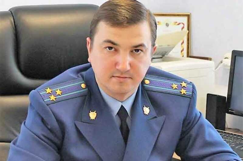 Бывшего прокурора Романа Агапова задержали по делу о получении взятки в зоне «СВО»