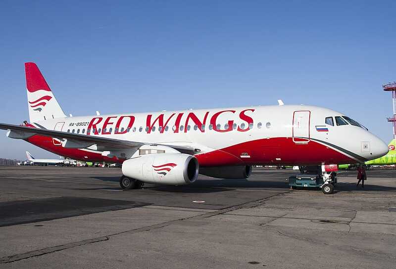 Поломка буксировочного троса задержала вылет рейса Red Wings из Нижнего Новгорода почти на целый день