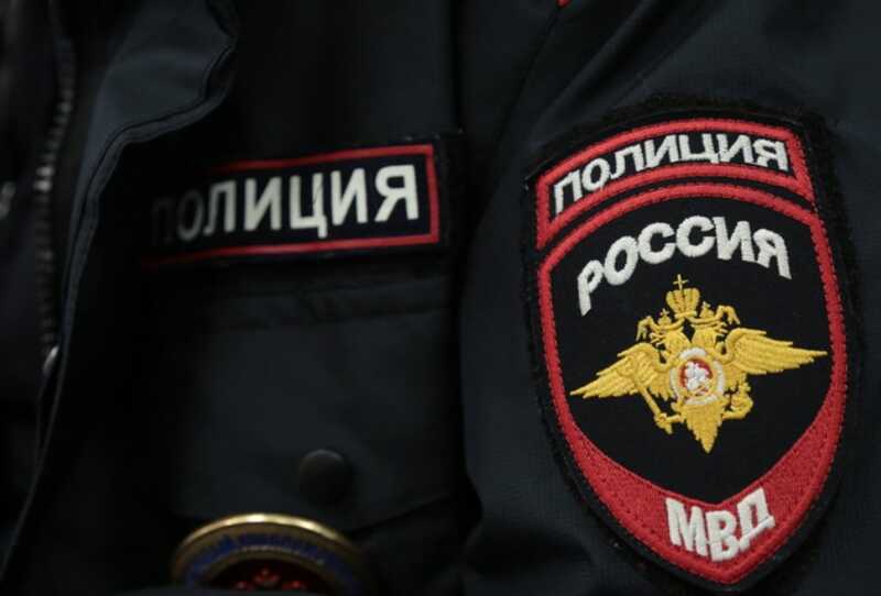 Инспекторы полиции в Красноярске были уличены в превышении полномочий и передаче личной информации