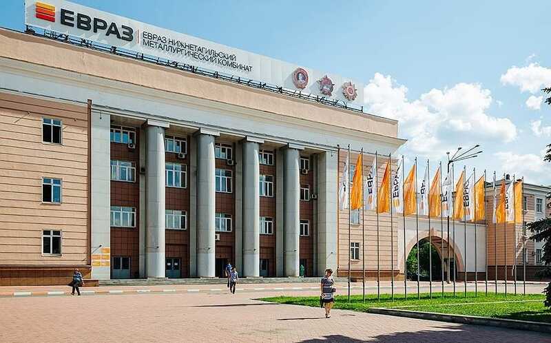 Министерство промышленности и торговли приостанавливает права компании Evraz Plc на металлургический завод