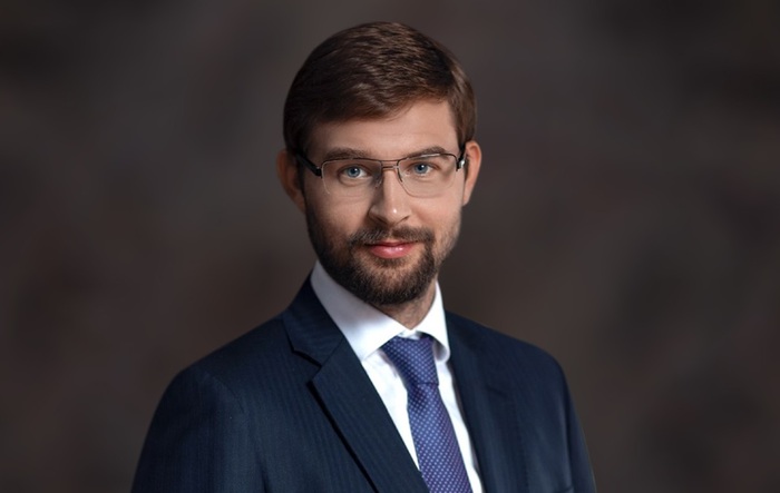 Как Freedom Finance стала финансовой “прачечной”: аферы Тимура Турлова и вывод российских денег в обход санкций