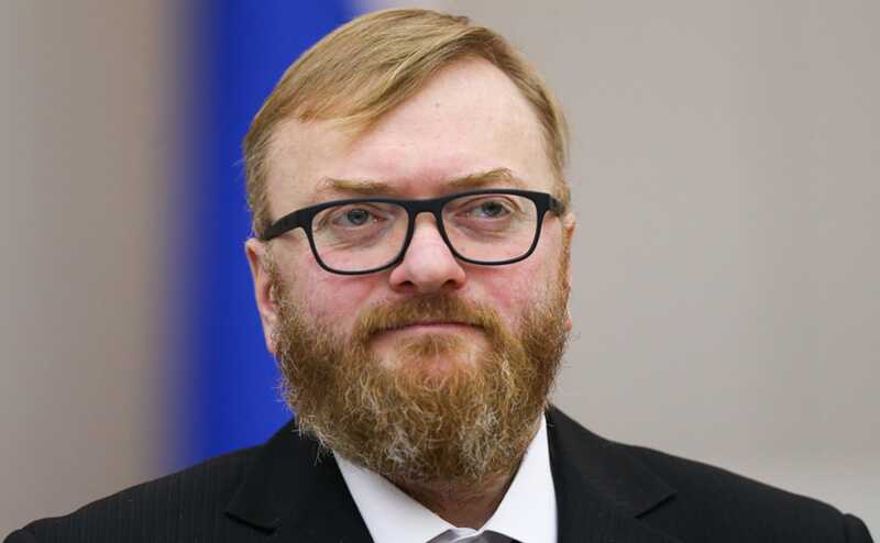 Депутат Виталий Милонов предложил исключить Инстасамку из-за её деятельности в Общественной палате РФ