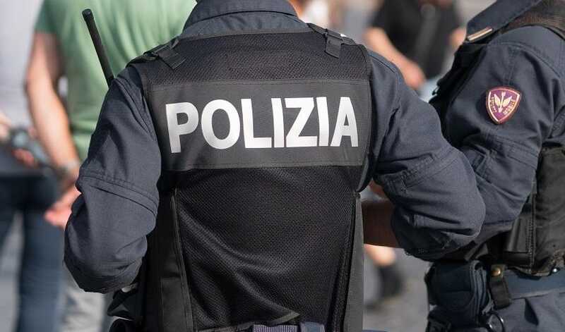 The Italian authorities have halted the sale of counterfeit artworks attributed to Picasso, Munch, and Klee