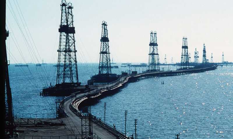 Великобритания и Италия получили азербайджанскую нефть с опасными загрязнителями, — Bloomberg