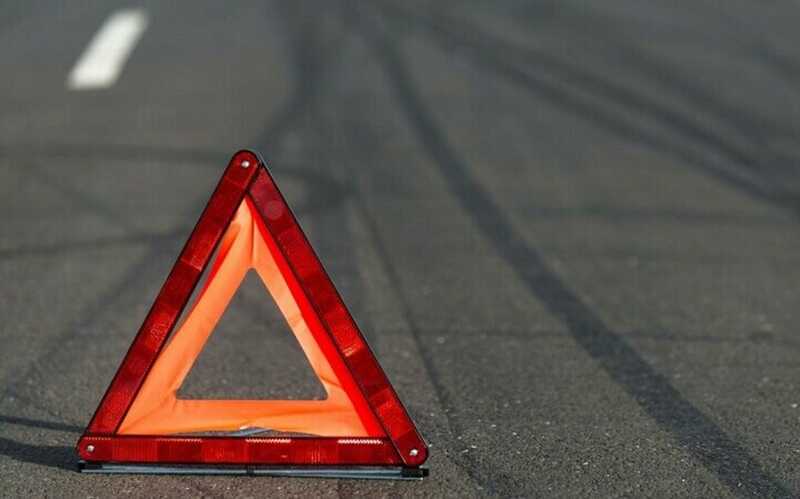 В Петербурге подросток на питбайке сбил ребёнка на траве