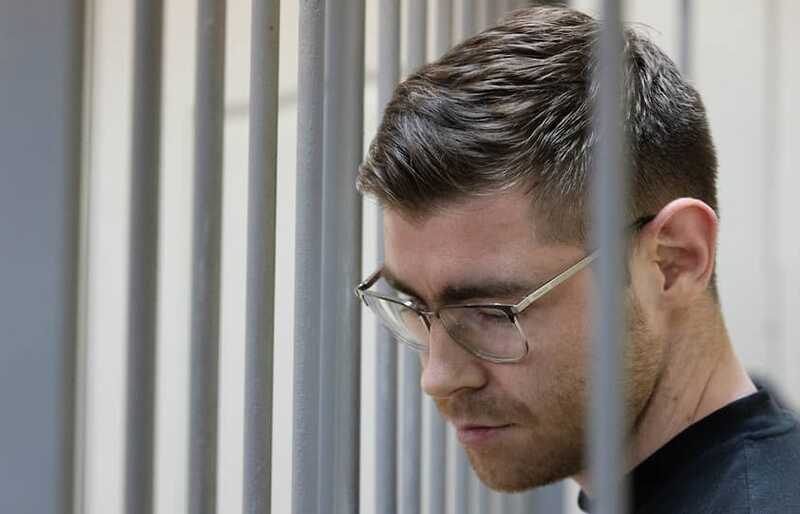 Свердловского редактора Дениса Аллаярова этапировали в колонию, известную пытками и поборами
