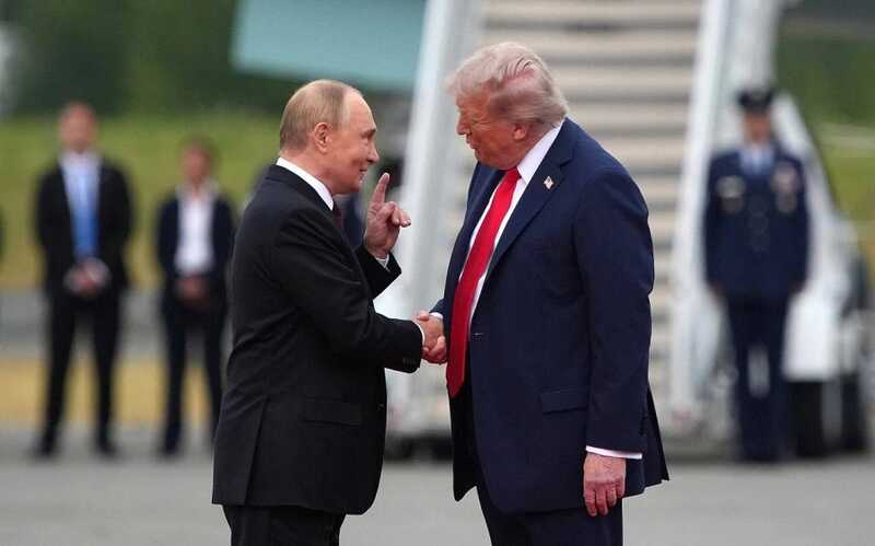 Владимир Путин провоцирует Дональда Трампа, воздействуя на его самолюбие, - сообщает The Telegraph