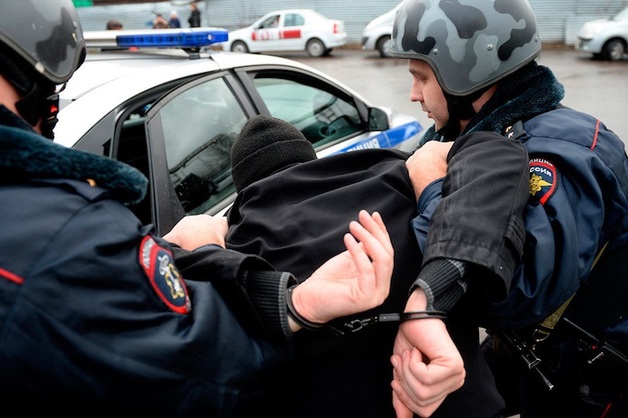 В Подмосковье за разбойное нападение задержаны трое участников этнической ОПГ