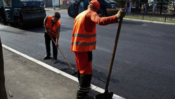 Государству строительство дорог не по карману - эксперт