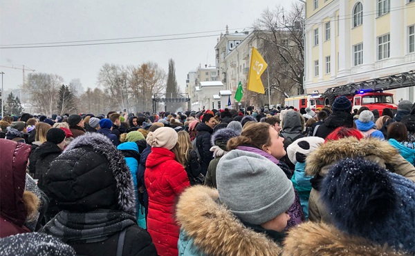 В телефонных атаках на ТЦ в Москве могли быть задействованы польские хакеры