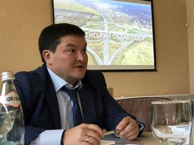 Чиновник Порошенко Роман Косинский зачищает интернет от своей криминальной биографии