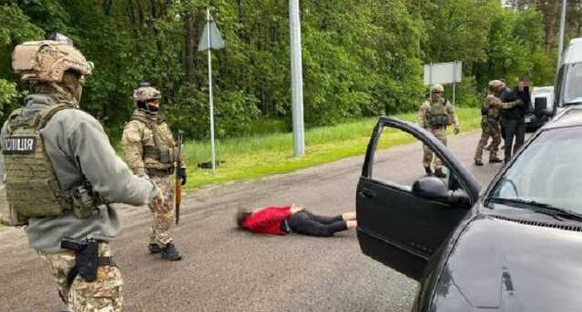 Требовали сказать, где сейф: в Харькове грабители пытали женщину горячим утюгом