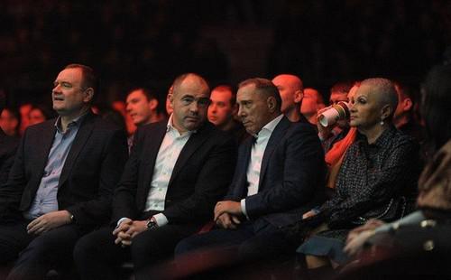 Слева направо: Андрей Сергеев, Александр Кретов, Александр Аристов с супругой Слева направо: Андрей Сергеев, Александр Кретов, Александр Аристов с супругой