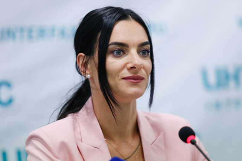 ФНС выставила Исинбаевой счёт на 1,1 миллиона рублей