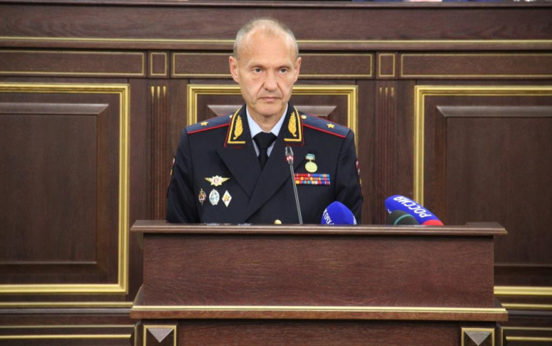 Капитаны против генералов Капитаны против генералов